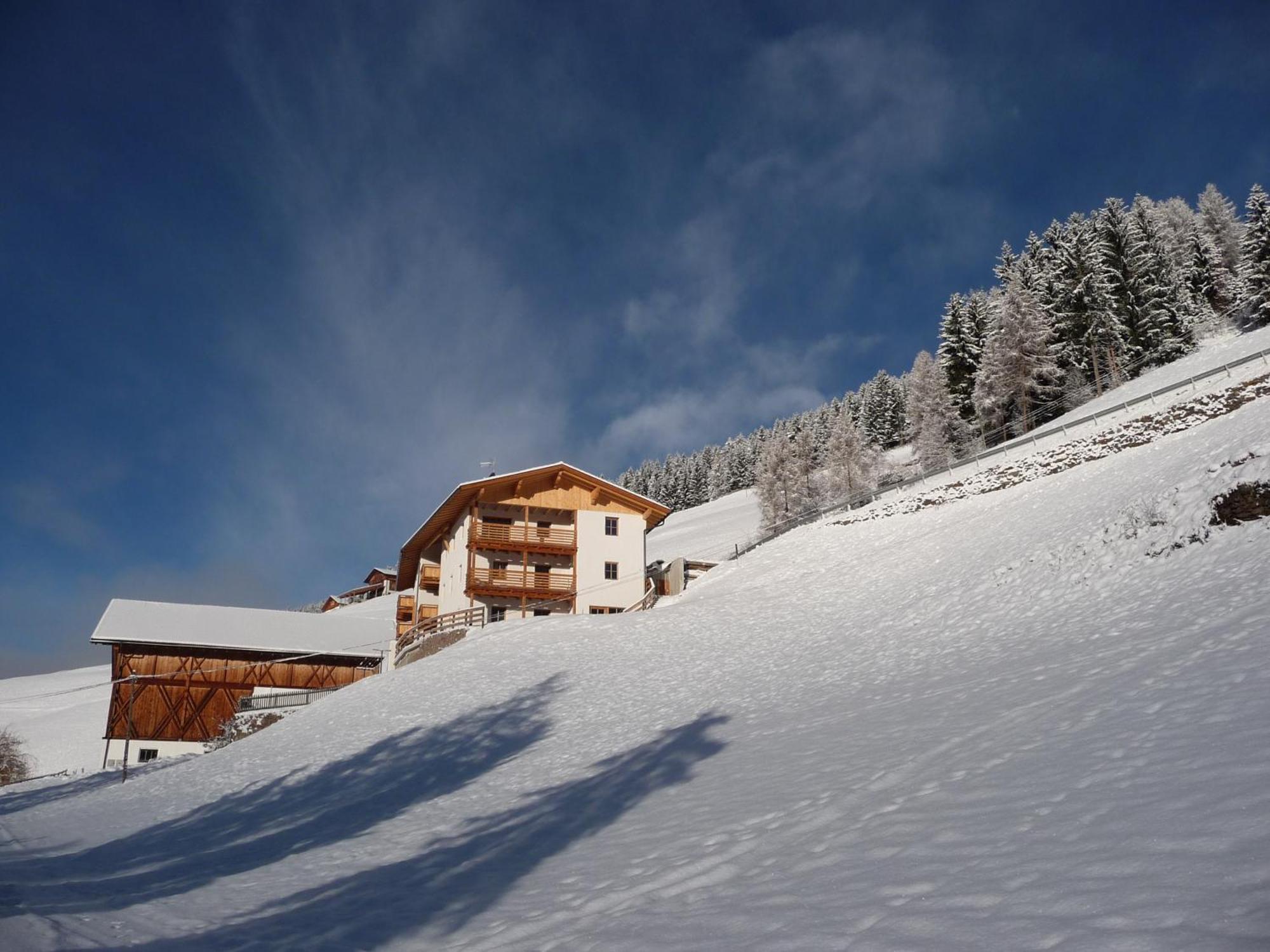 Putzerhof Aparthotel Funes  Luaran gambar