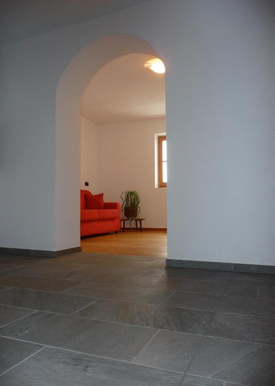 Putzerhof Aparthotel Funes  Bilik gambar